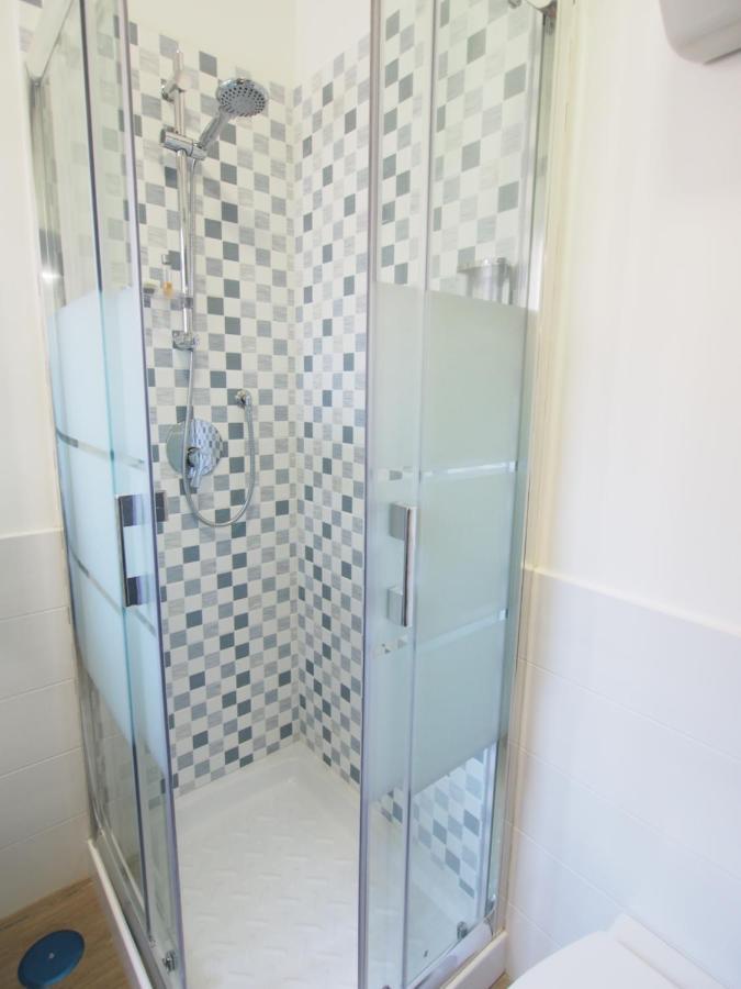 Bella Vita Rooms Napoli Bagian luar foto